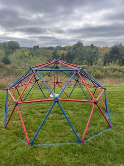 Lifetime 5’ × 10’ Climbing Dome – Red/Blue – $150