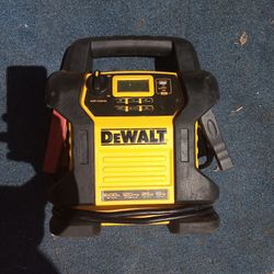 DeWalt Charging Box