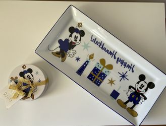 BRAND NEW Disney Hanukkah Bundle – 14” Mickey & Minnie Collection Glass Tray + 4 Coasters / Set de Hanukkah Disney
