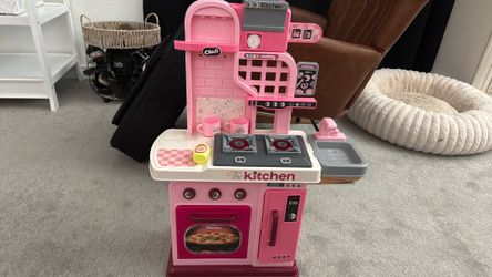 Little kids kitchen