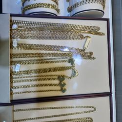 Precious Jewelers  At TOWN EAST MALL