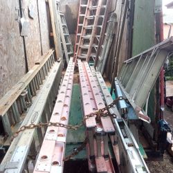 Lots Of Used Ladders Great Condition Price $199+