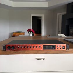 Focusrite Clarett 8 Pre