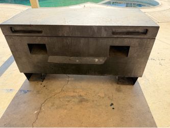 Trinity 36-inch job site box
