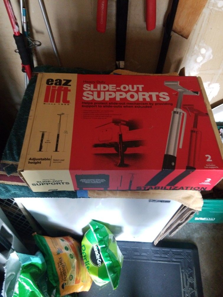 Eaz Lift 4866 RV Slide Out Supports .