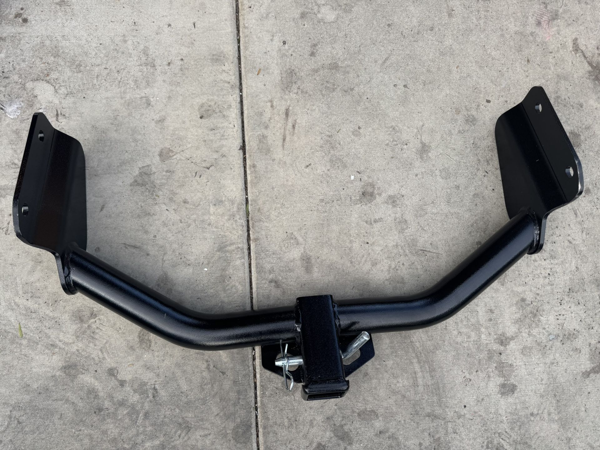 2011 To 2017 Jeep Grand Cherokee Steel Tow Hitch 2 inch Receiver with Hitch Lock Pin