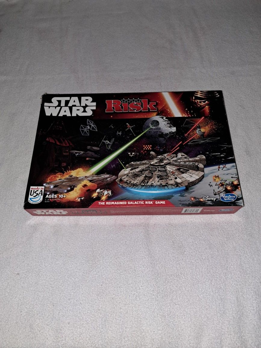 Star Wars Risk Board Game In Excellent Condition (Is Complete Nothing Missing)
