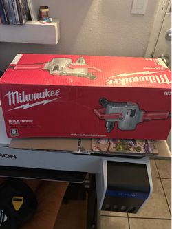 Milwaukee 1/2 in Hole Hawg drill
