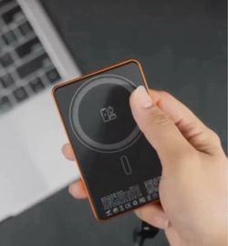 Super Power Bank 10000mAh Magnetic Wireless External Battery