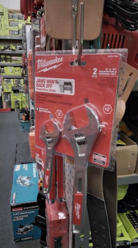 MILWAUKEE 2PC./P. 6" & 10" ADJUSTABLE WRENCH SET