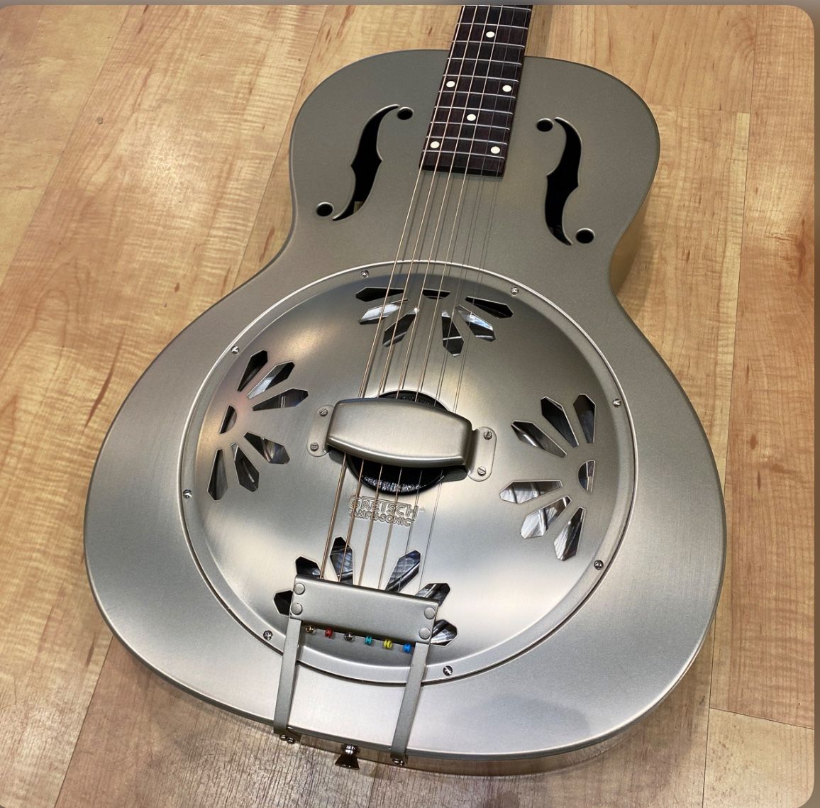 Gresch G9201 Guitar Resonator