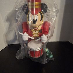 Disney Parks 2024 Christmas Mickey Mouse Toy Soldier Drummer Sipper Cup New