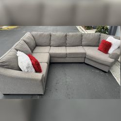 Cuddle Corner Sectional 