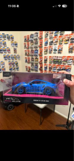 Jada Toys Pink Slips 1:24Porsche 911 GT3 RS (992) Diecast Blue Chase
