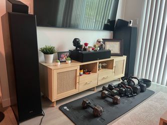 Tv unit