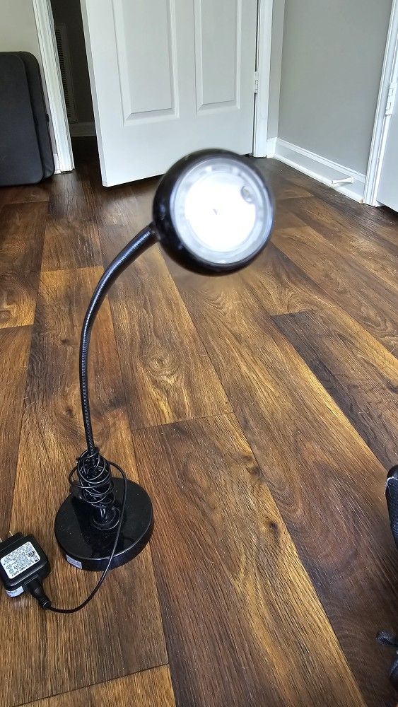 Flexible Table Lamp