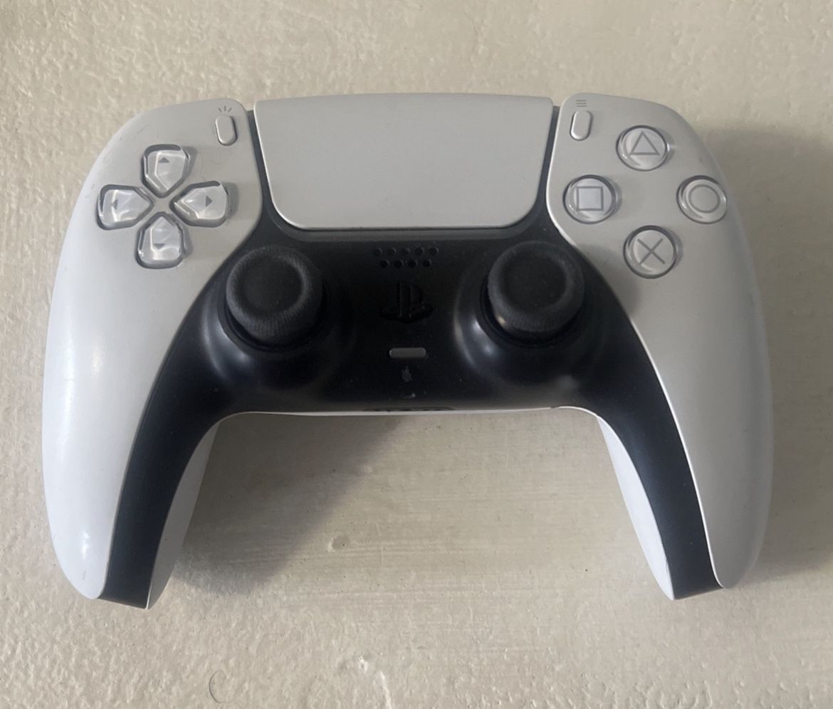 PS5 CONTROLLER BRAND NEW