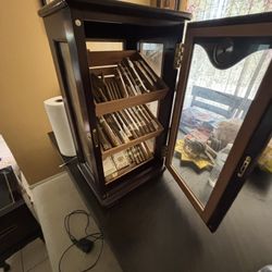 250$ Box And Gars Includes 