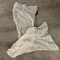Vintage Chelsea Campbell Sheer Ivory Embroidered Scarf Stole Bridal Evening Wrap  Rare find  Used  Good condition  See pictures for more details   PLE