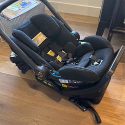 Baby Jogger Car seat & Base