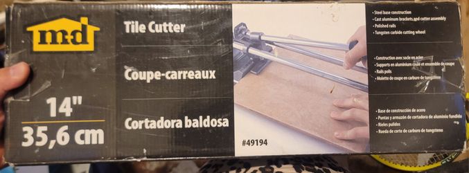 M-D Building Products 14-inch tile cutter
