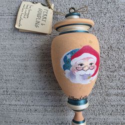 🎄 Vintage 1980s Perry & Gundling Handcrafted Wooden Santa Ornament – Hand-Turned Wood – Artist Signed – 4”
