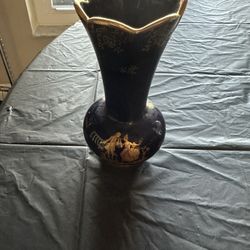 Limoges Small Black Vase With 22k Gold Trim 