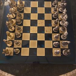 Manopoulos Silver And Gold Chess Set 
