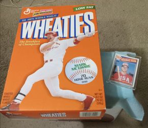 Wheaties Box Mark McGuire 70 Home Runs & Tops 1985 # 401 McGuire Rookie Card