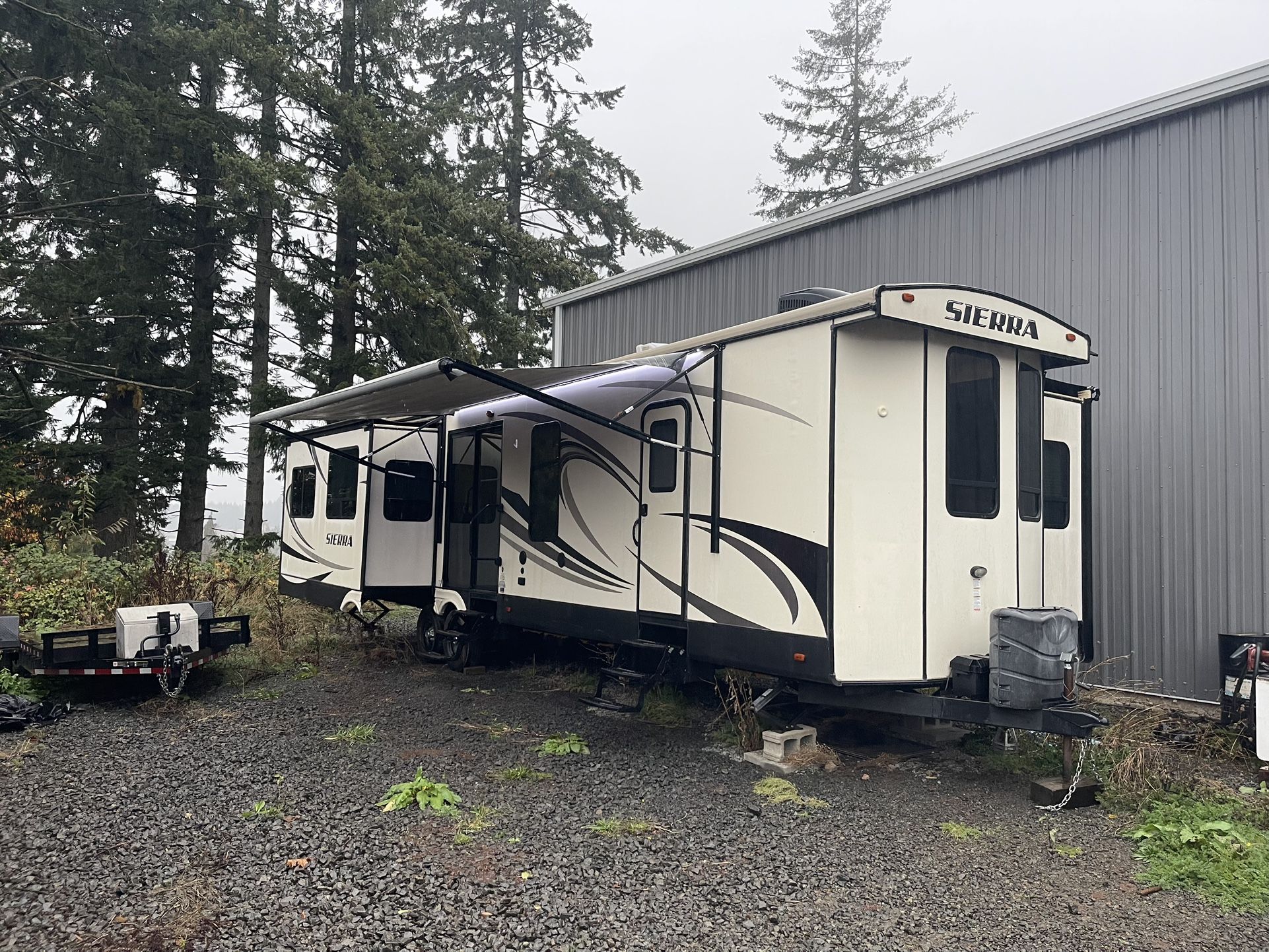 2016 Forest River Sierra 391 SAB
