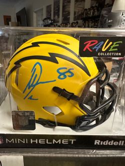 Antonio Gates Signed Los Angeles Chargers Riddell Rave Speed Mini Helmet Beckett
