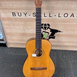 Goya G10 Natural Classical Acoustic Guitar