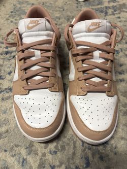 Nike Women’s Dunk Low Shoe Size 10.5