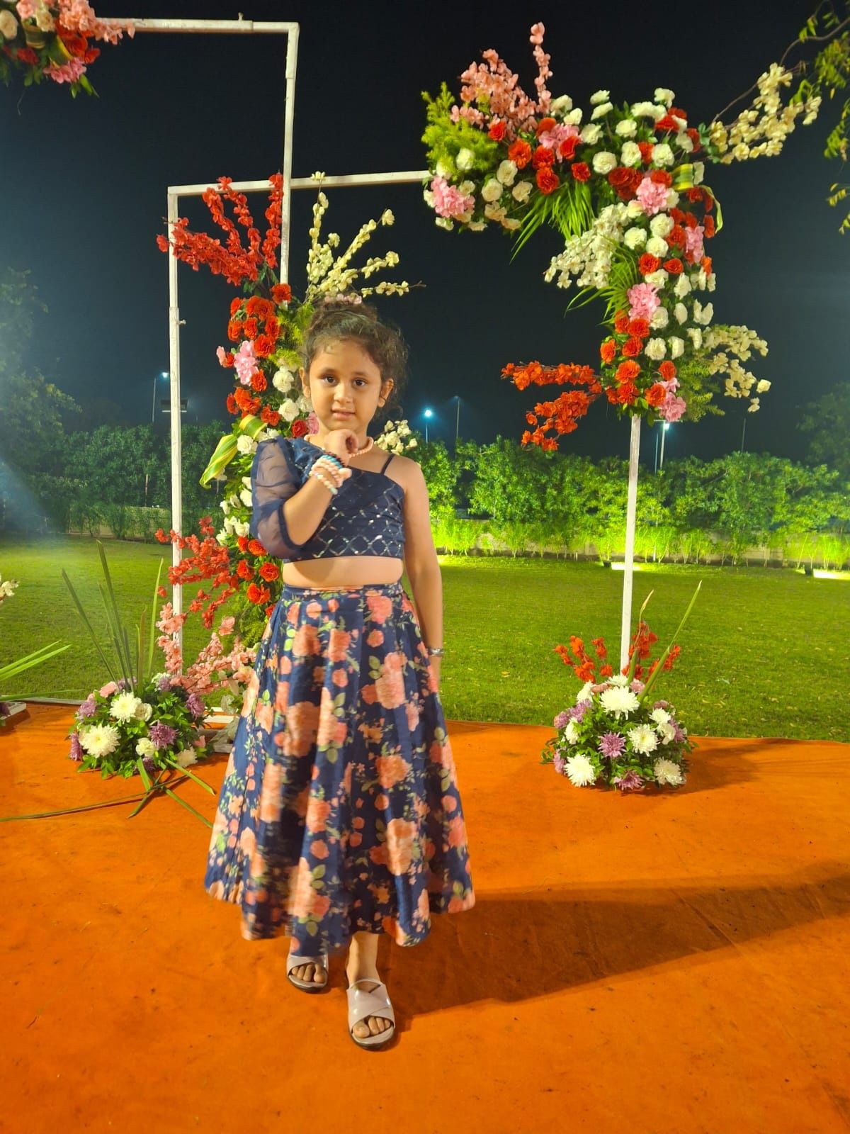 Geode Themed Resin Art (16” X 20”)