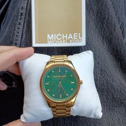 Michael Kors Wrist Watch, With booklet and box