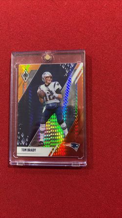 Tom Brady Patriots Holographic Refractor Football Card
