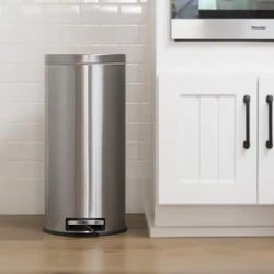 BRAND NEW 8 Gal. Stainless Steel Step-On Trash Can