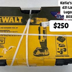 NEW DEWALT 20V MAX PEX Expansion Tool Kit (1/2-in & 3/4-in)