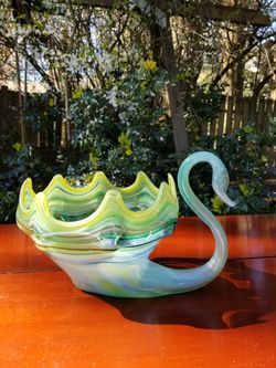 Available! Stunning blown glass decor / serving bowl from late 1800's