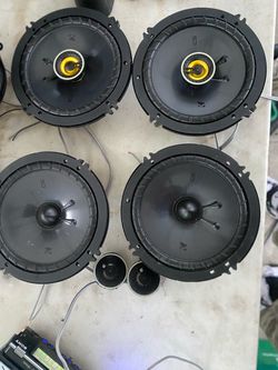 Kicker speakers