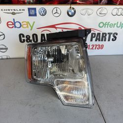 2009 2010 2011 2012 2013 2014 Ford F150 F-150 headlight headlamp right passenger side RH OEM