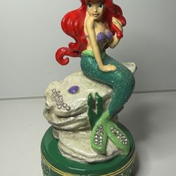 ARRIBAS BROTHERS DISNEY DISNEYLAND ARIEL THE LITTLE MERMAID TRINKET BOX