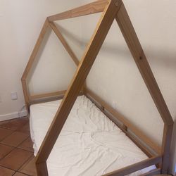 Toddler Montessori Floor Bed Frame