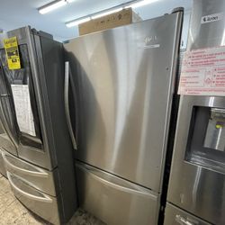 Whirlpool Bottom Freezer In Stainless Steel New Open Box 