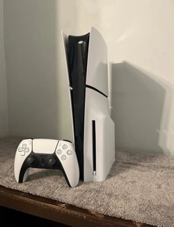PS5 Slim Disc Bundle