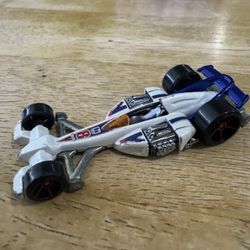 Hot Wheels Nitro Scorcher World Racers 5-Pack White