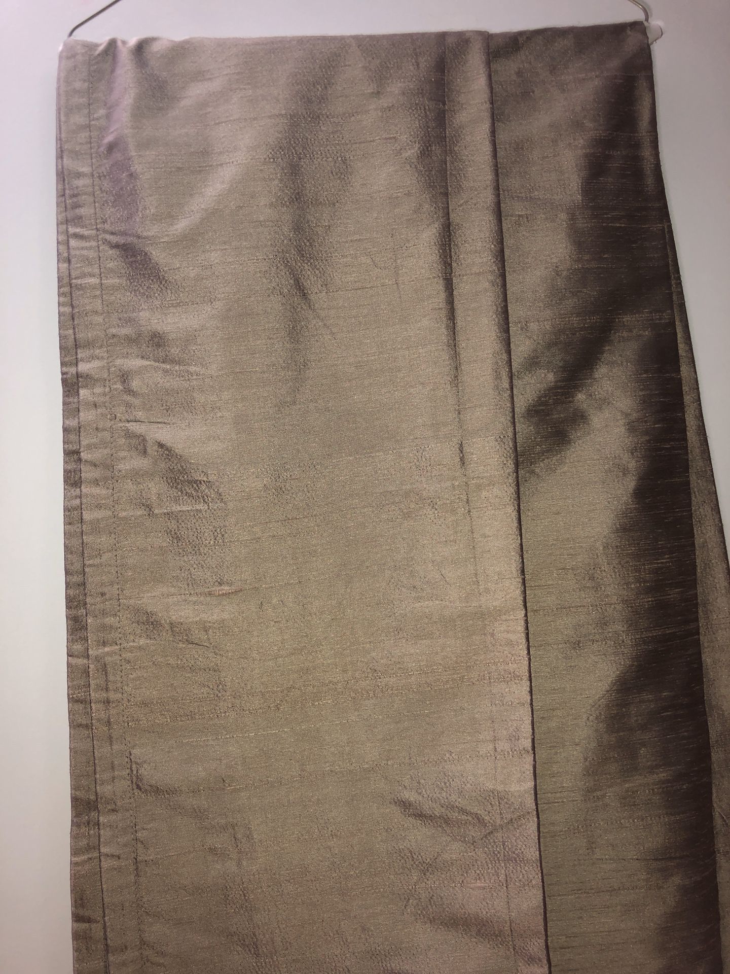 4 panels 95X40 each, fully lined, 75% silk 25% poly. Lining is 100% cotton.