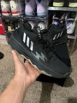 Sz 12 Adidas Dame 8 Basketball Shoes $15 FIRM NO TRADES