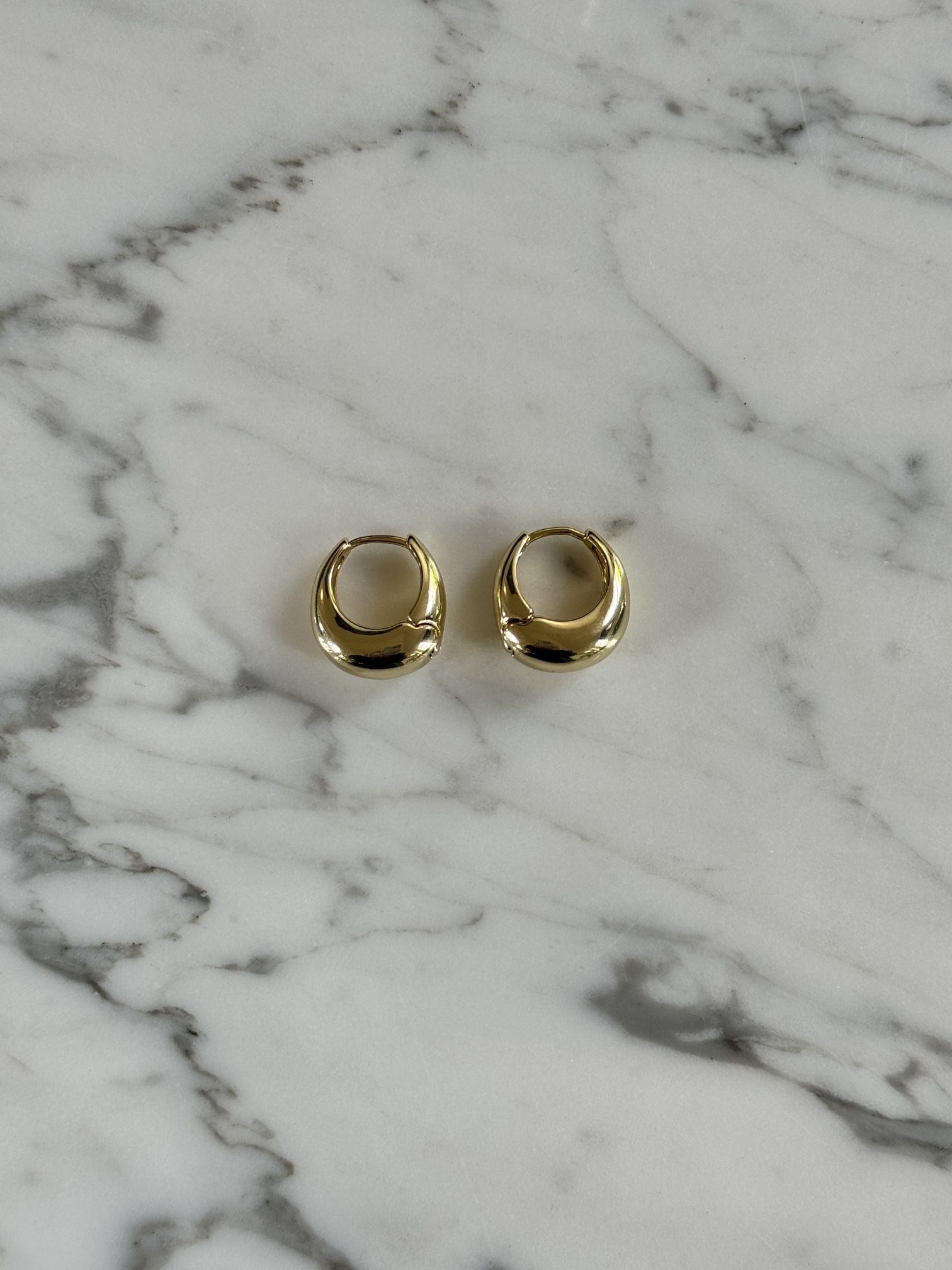 Gold stainless steel smooth metal chunky hoop earrings