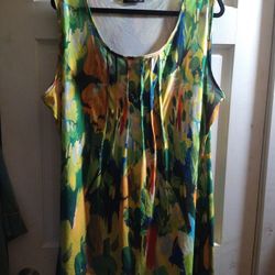 Lily multicolored green pleated tunic